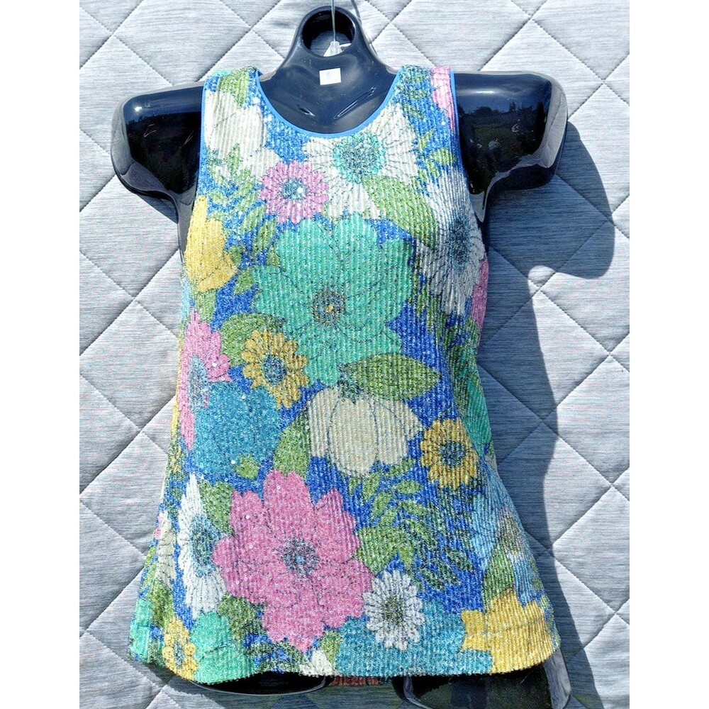 On 34th Floral Sequined Sleeveless Tank Top--Sz M--Wedding Date Night Resort